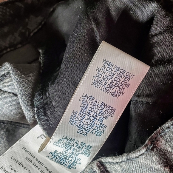 Frame Denim Women's Snake Print Jeans Size 27 Black Gray Skinny Stretchy NWOT - Picture 13 of 16